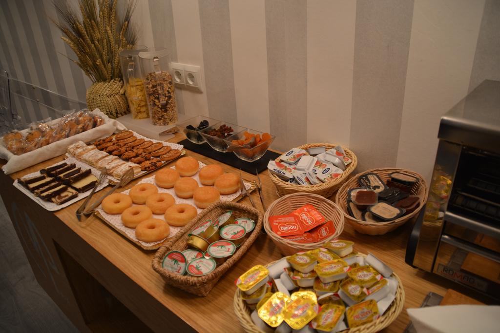 Mena Plaza Hotel Nerja Luaran gambar
