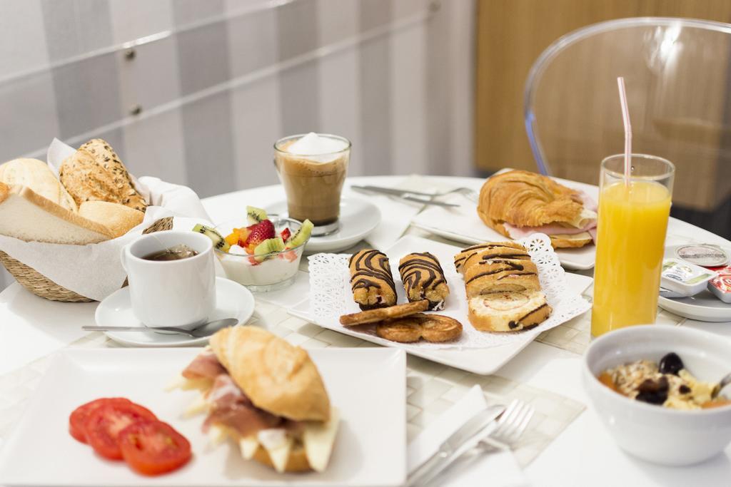 Mena Plaza Hotel Nerja Luaran gambar