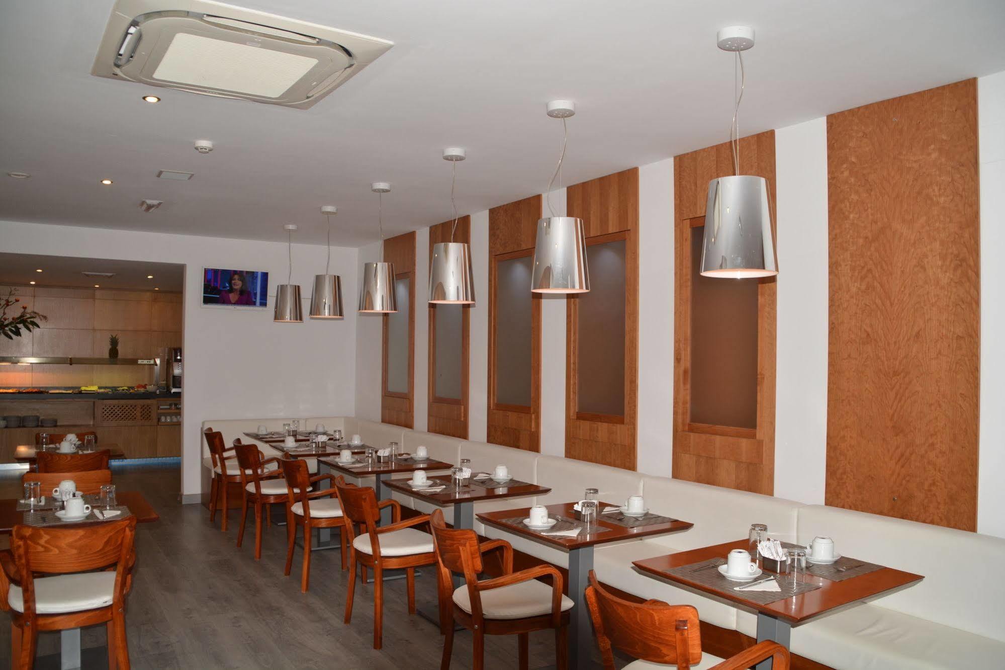Mena Plaza Hotel Nerja Luaran gambar