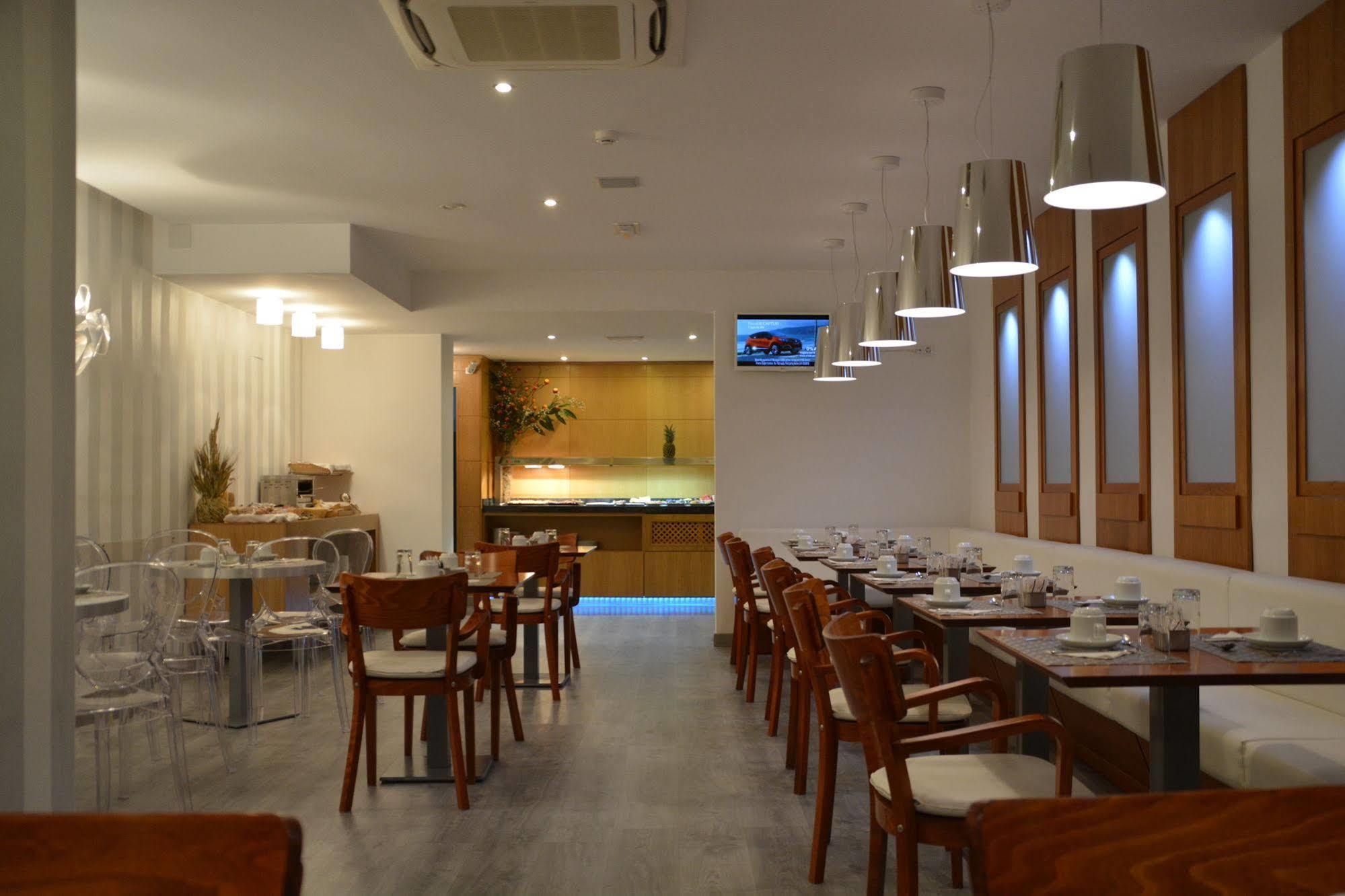 Mena Plaza Hotel Nerja Luaran gambar